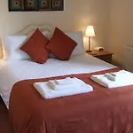 Woodside 4*